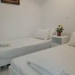 Steven Apartment *