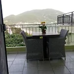 Steven Apartment *