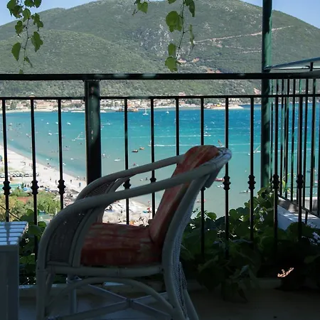 Steven Vasiliki (Lefkada)