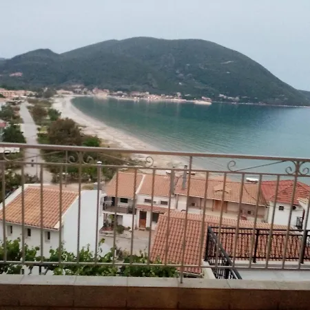 Steven Vasiliki (Lefkada)