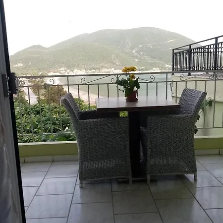 Steven Apartment *